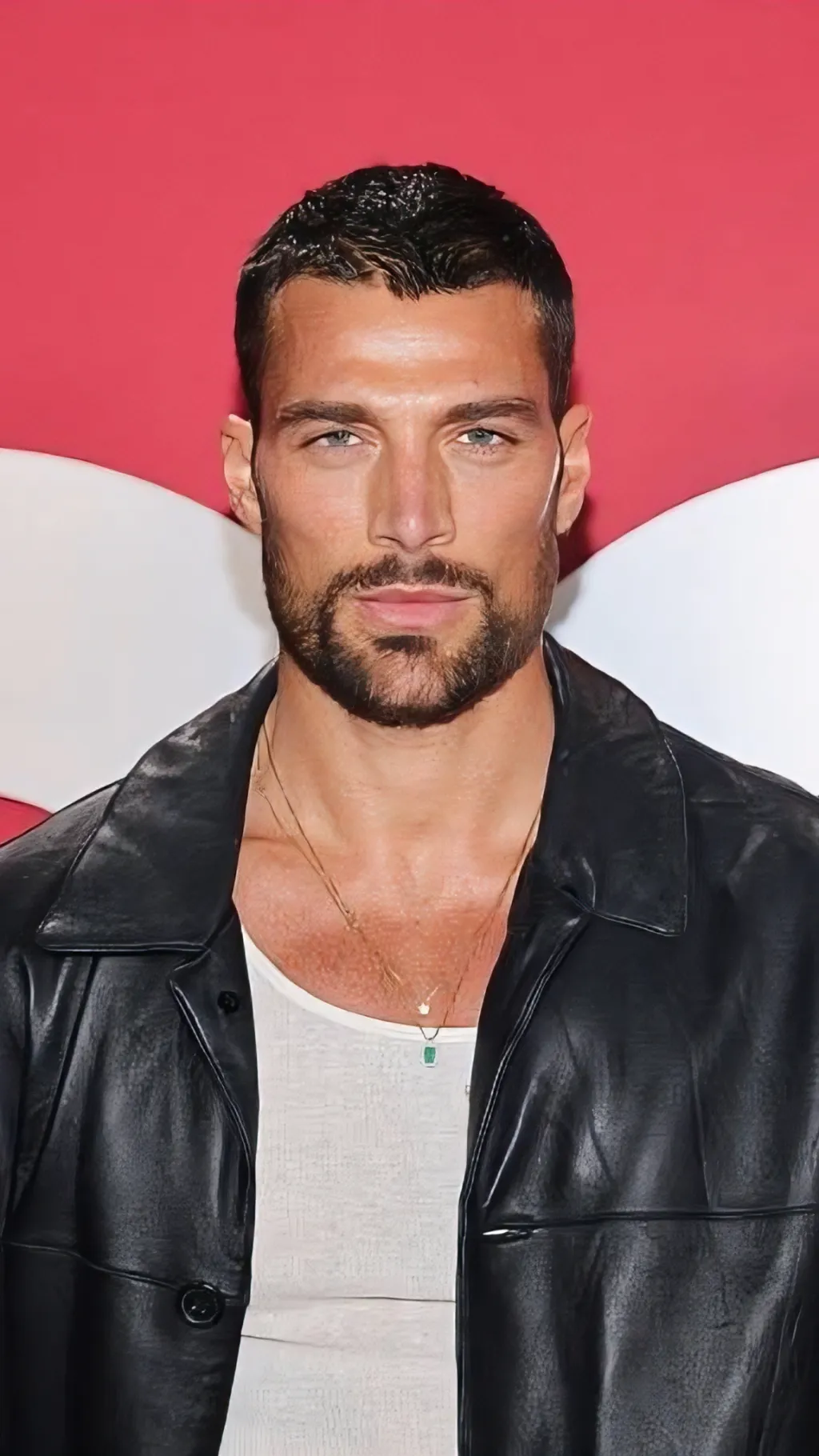 Talkie AI - Chat with Simone Susinna 