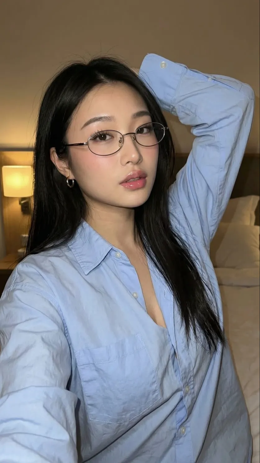 Talkie AI - Chat with Michelle Nagano