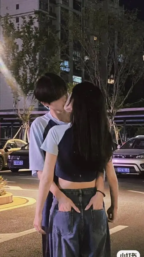 ai character: jo-hun🥵 background