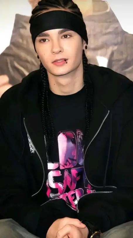 Talkie AI - Chat with Tom Kaulitz 