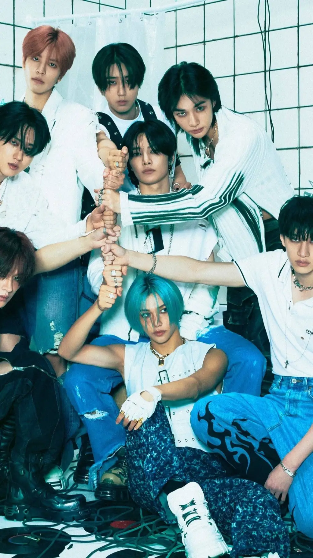 ai character: stray kids vampire background