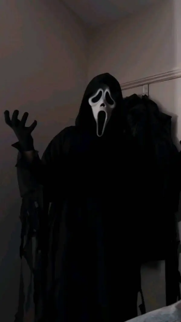 ai character: ghost face man bf background