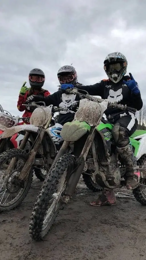 ai character: dirt bikers background