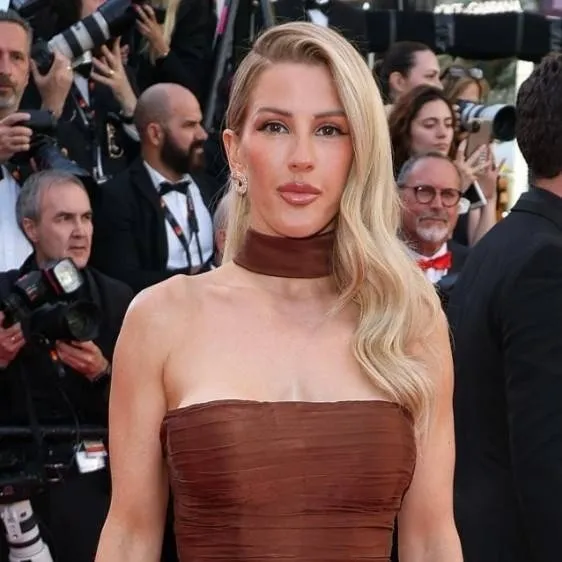 chat with ai character: Ellie Goulding 
