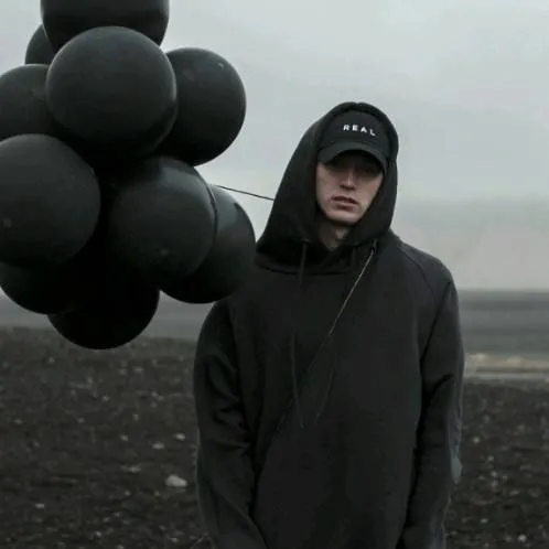 chat with ai character: nf concert 