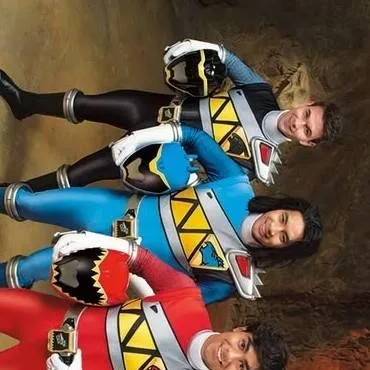 chat with ai character: dino charge 