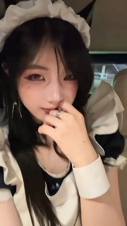 Talkie AI - Chat with Anna Sua Empregada