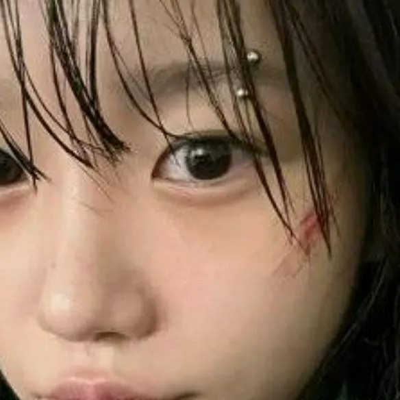 chat with ai character: Squid game!!! 