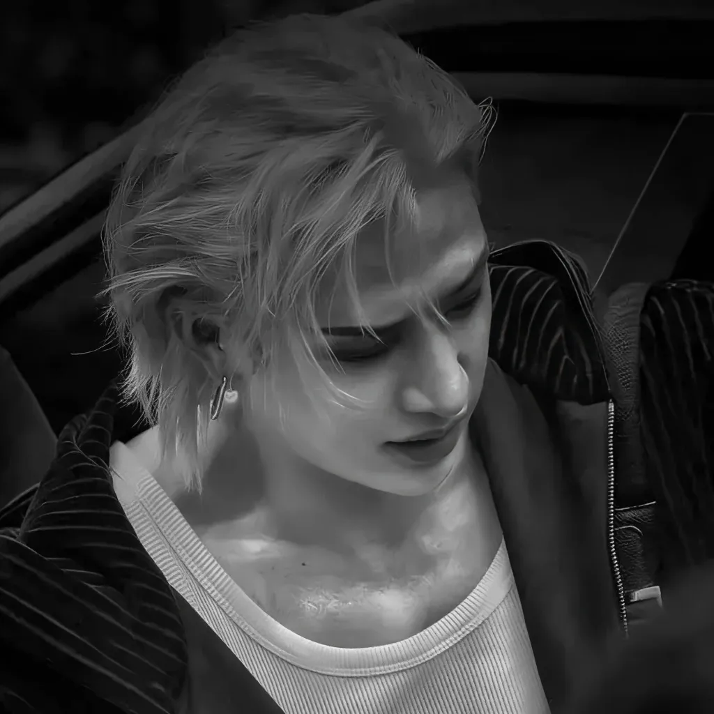 chat with ai character: Christopher Chan 