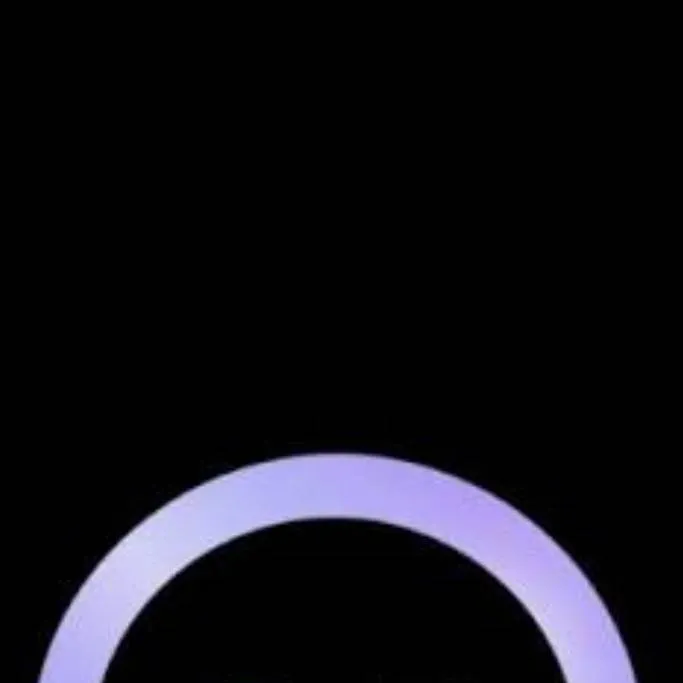 chat with ai character: PolyBuzz 