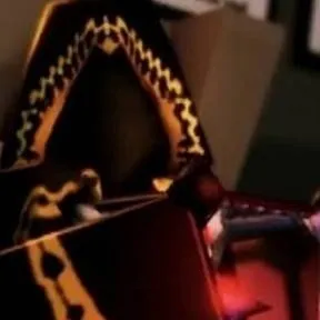 chat with ai character: Taph