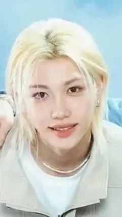 ai character: Felix  background