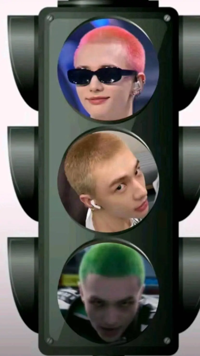 ai character: Hyunjin  background