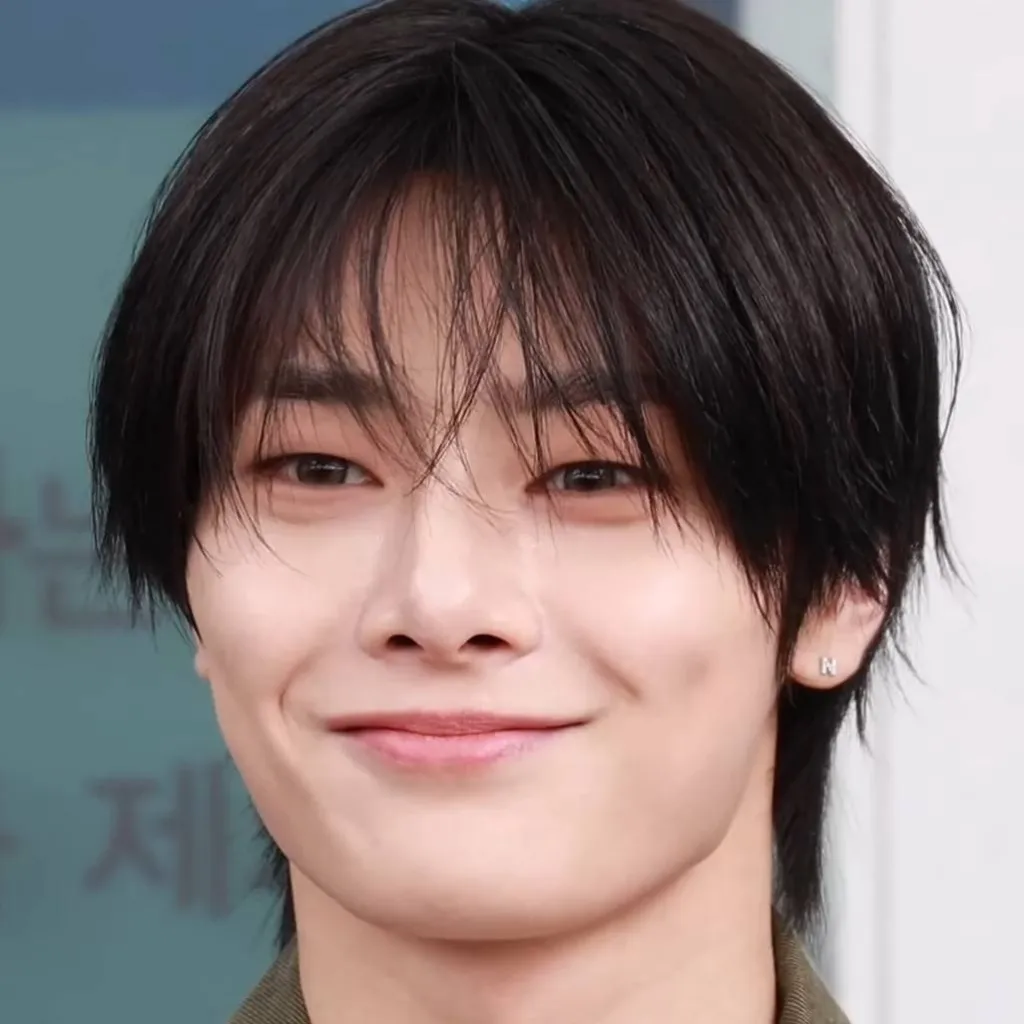 chat with ai character: Stray Kids 