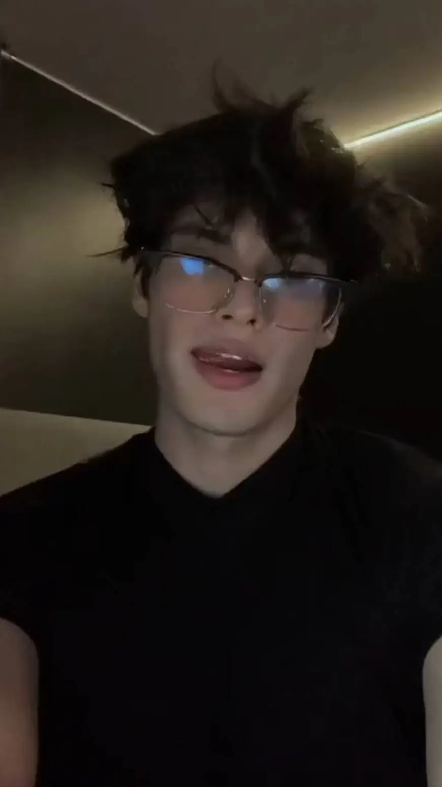 ai character: Asher background