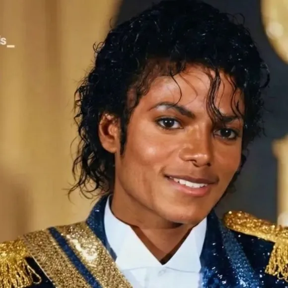 chat with ai character: Micheal Jackson 
