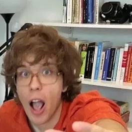 chat with ai character: Dilerq