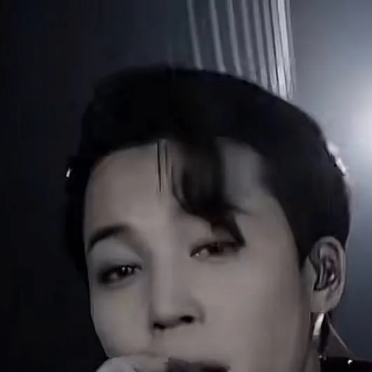 chat with ai character: Jimin