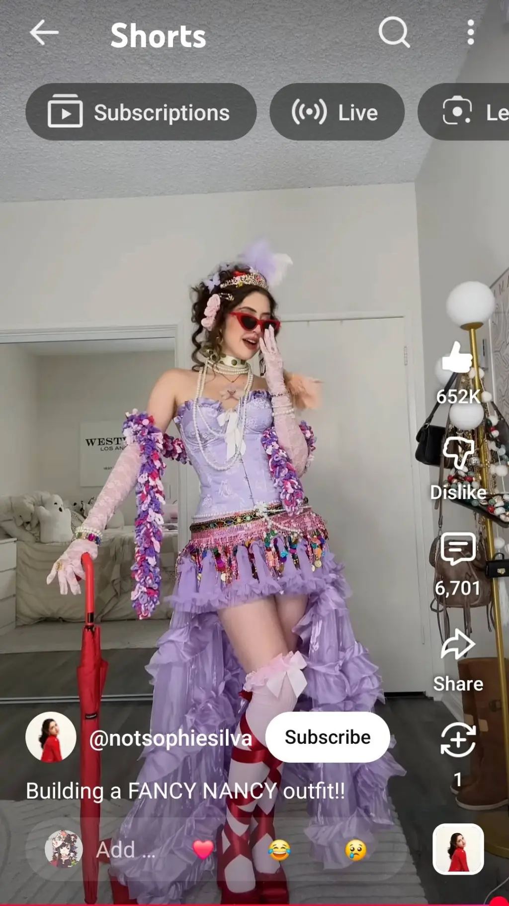 ai character: Ɓéŧřáýáł¡‽ background