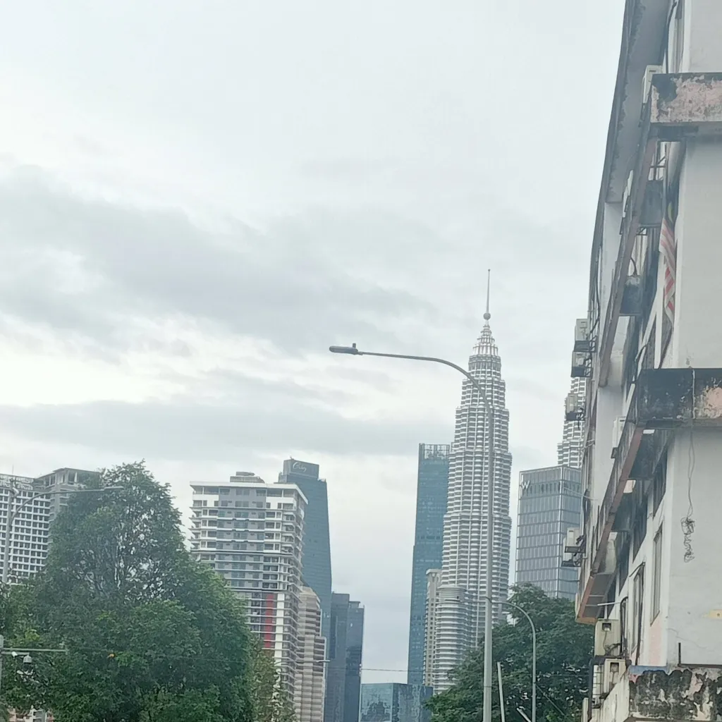 chat with ai character: Crk— Pick Me