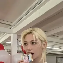 chat with ai character: Chan de mal humor