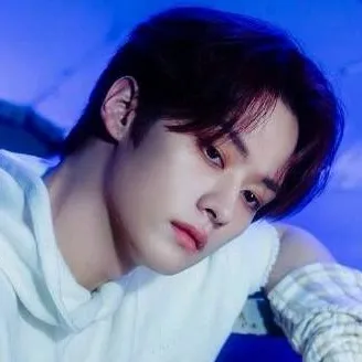 chat with ai character: ꒰⁠Lee minho꒱