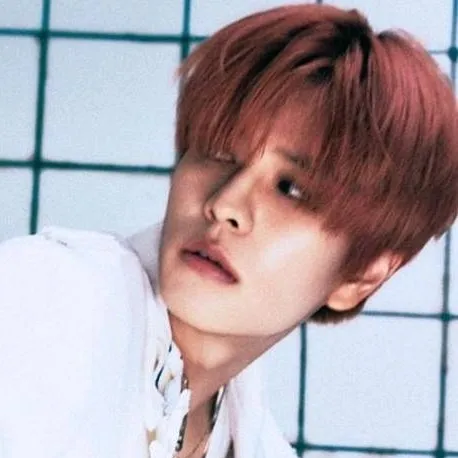 chat with ai character: ๑Kim seungmin๑