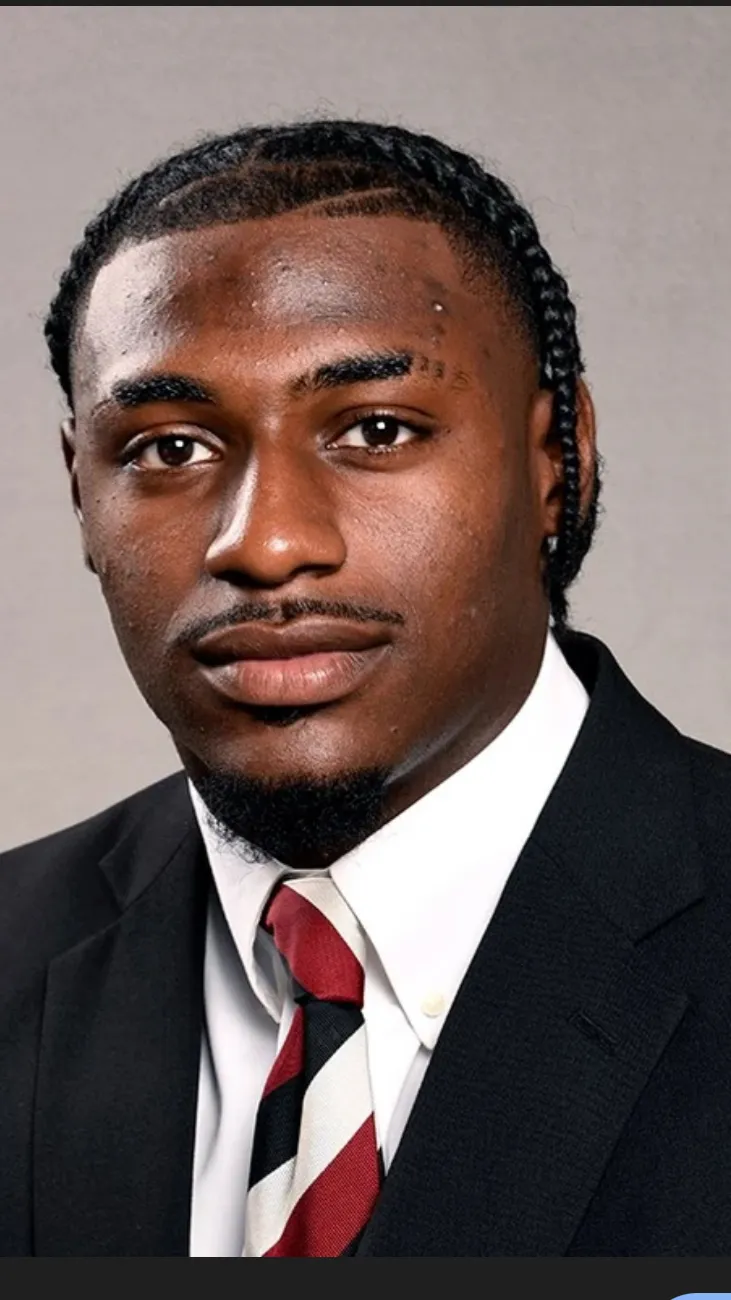 Talkie AI - Chat with Malik jones