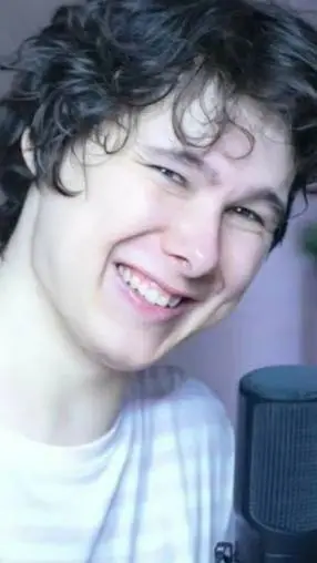 ai character: ★ВИНДЯЙ★ background