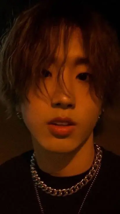 Talkie AI - Chat with Han 