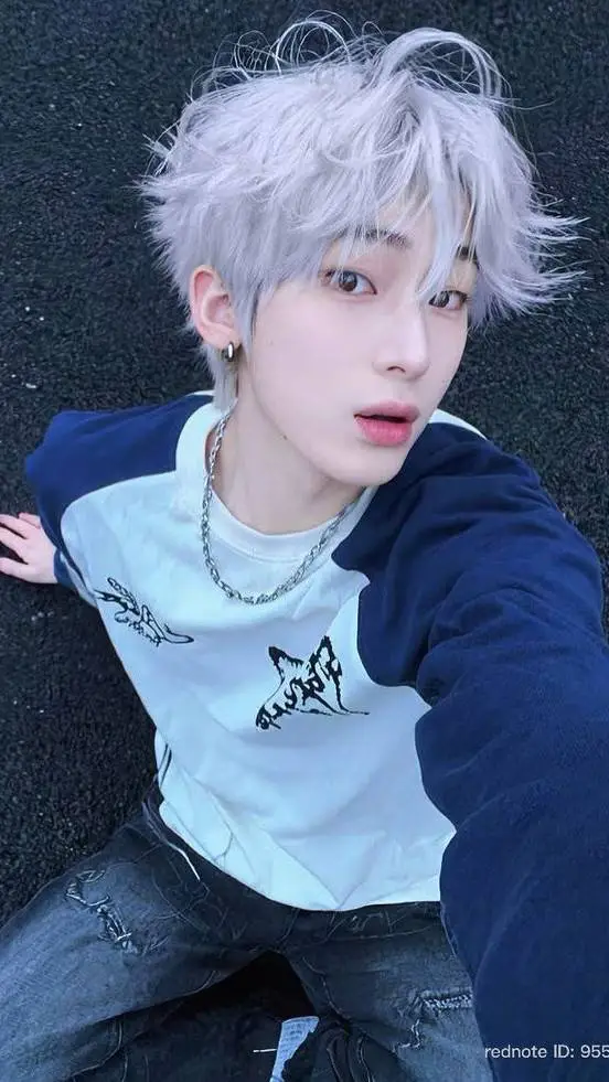 ai character: Sunoo background