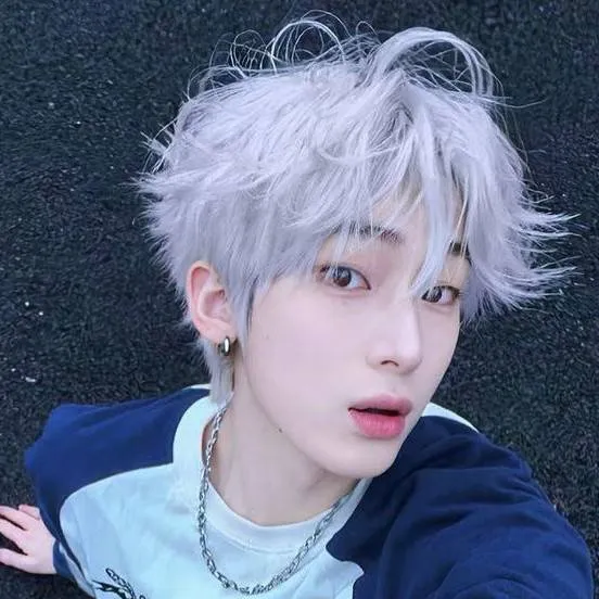 chat with ai character: Sunoo