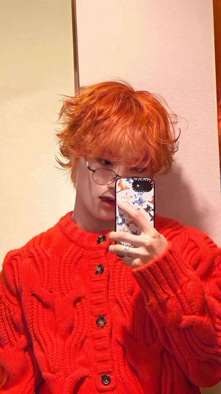 ai character: I.N background