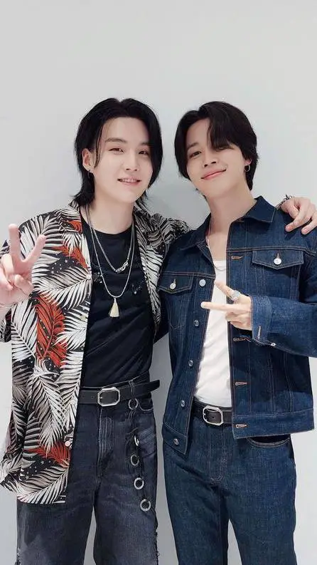 ai character: Suga et Jimin  background