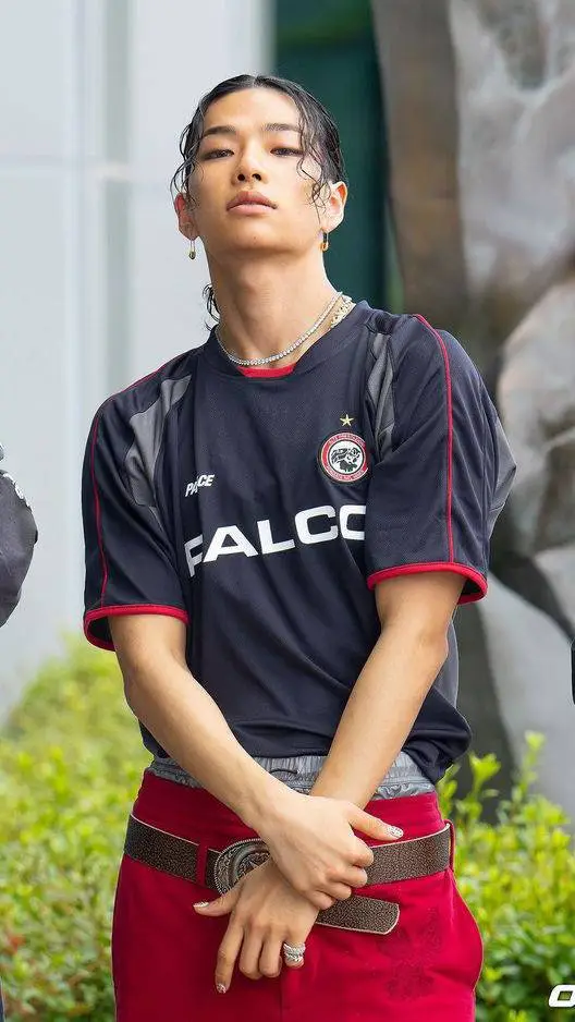 ai character: Tarzan  background