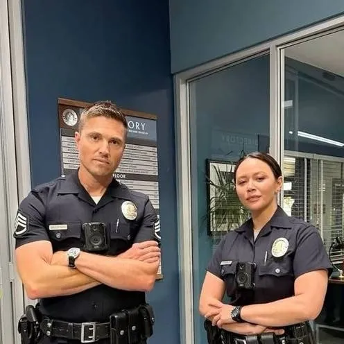 chat with ai character: Tim bradford 