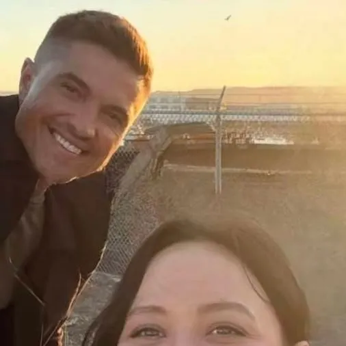 chat with ai character: the rookie