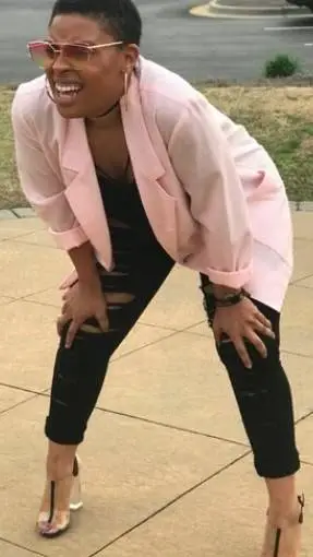 ai character: The Rookie ♥️  background