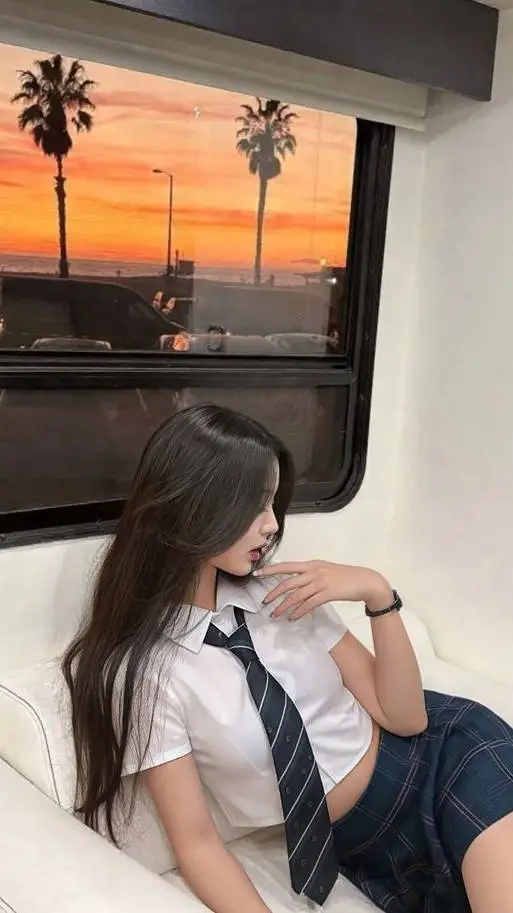ai character: Jang Wonyoung  background