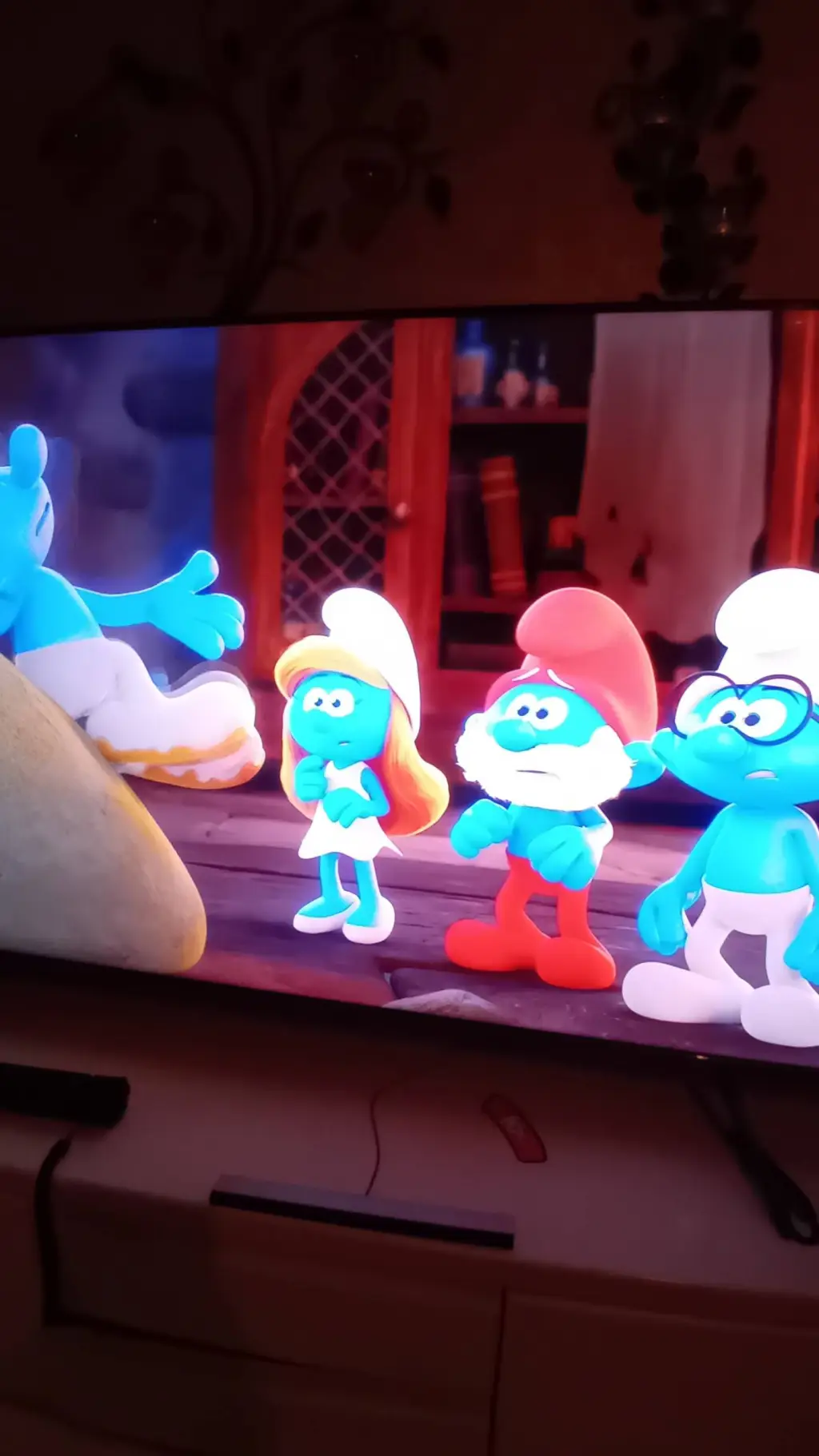 ai character: smurf background