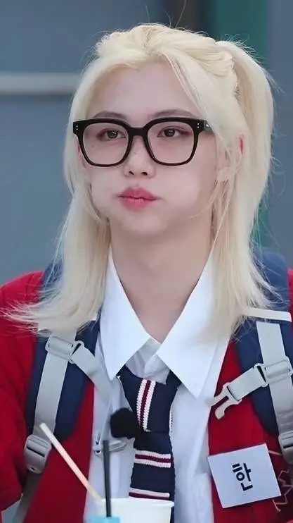 Talkie AI - Chat with Lee Felix 