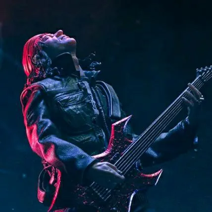 chat with ai character: Eddie Munson 🤟😈