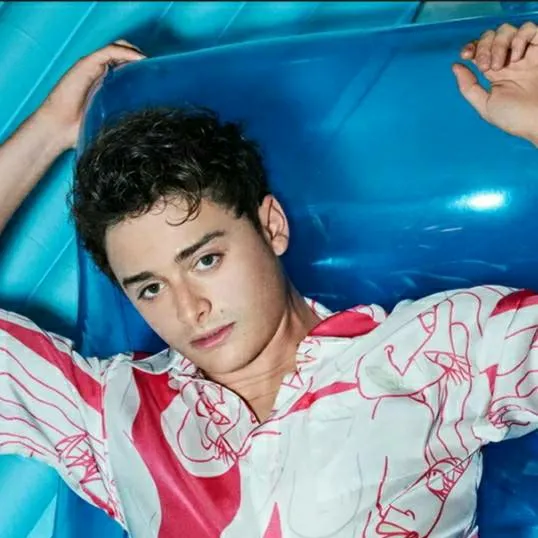 chat with ai character: Noah Schnapp 🏖