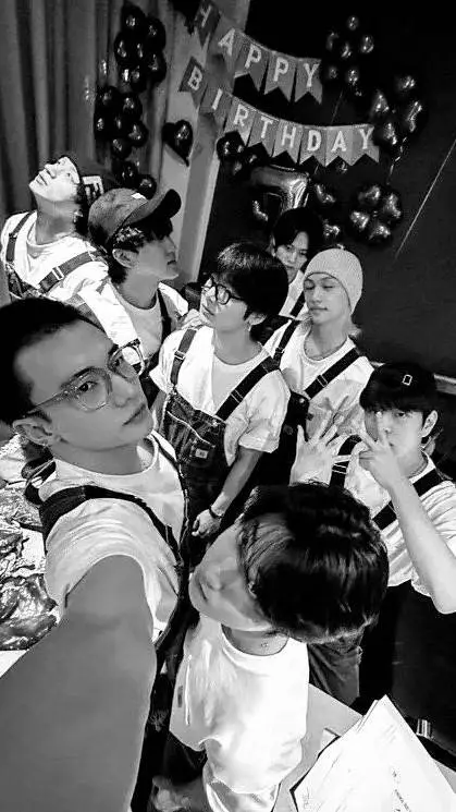 ai character: skz background