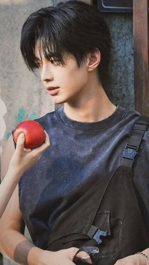 ai character: Дзиньжао background