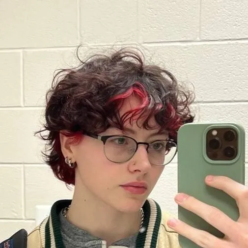 chat with ai character: Wire