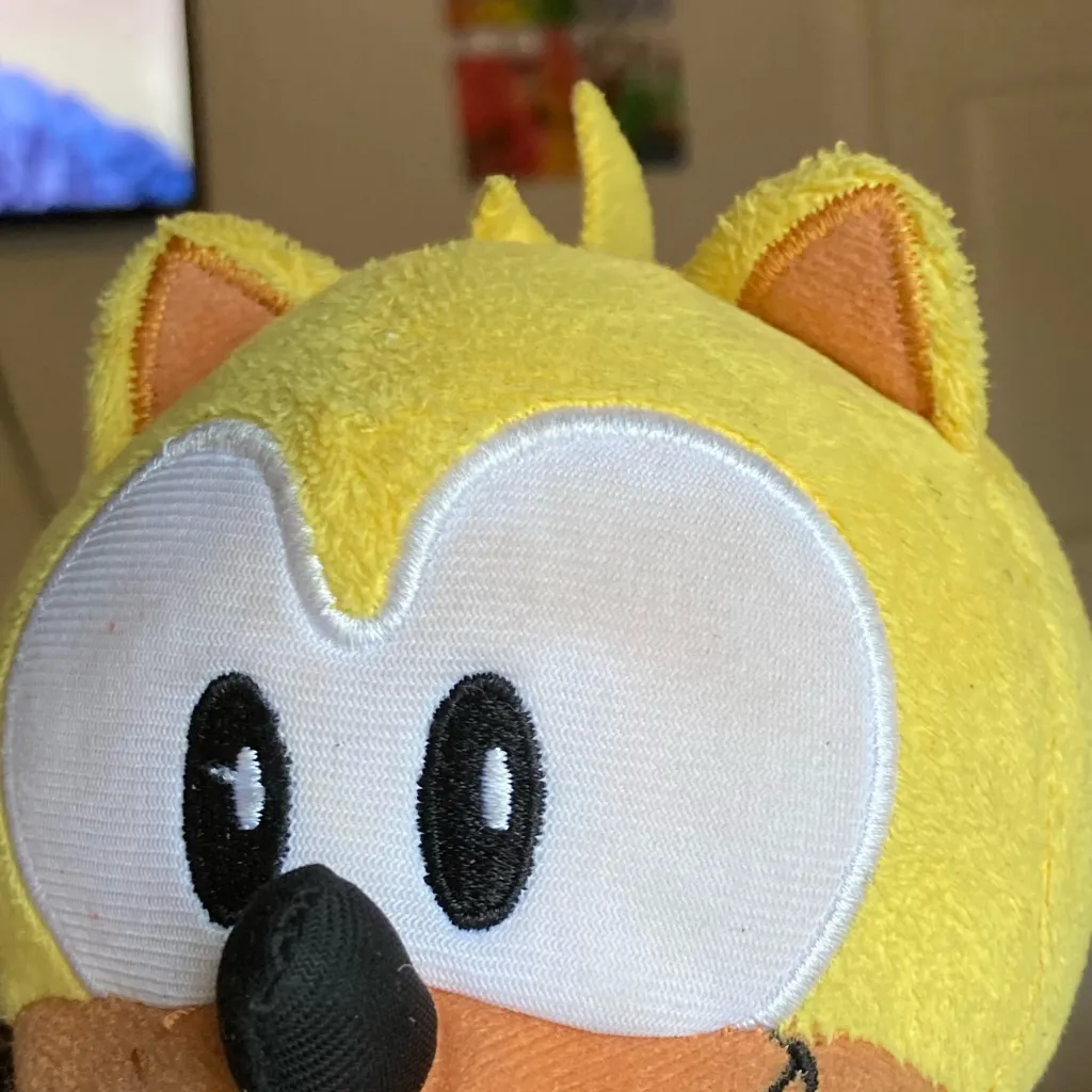 chat with ai character: Ray