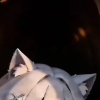 chat with ai character: neko mamá 