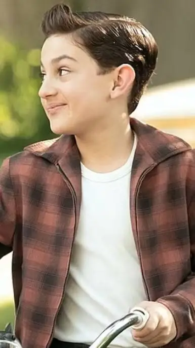 ai character: Rich Santos  background