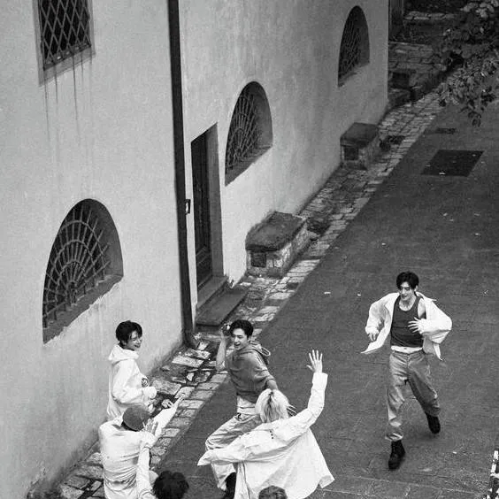 chat with ai character: enhypen 